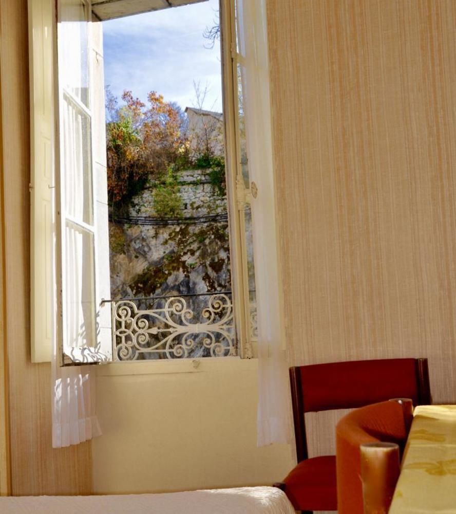 Hotel Des Eaux Bonnes Bagian luar foto