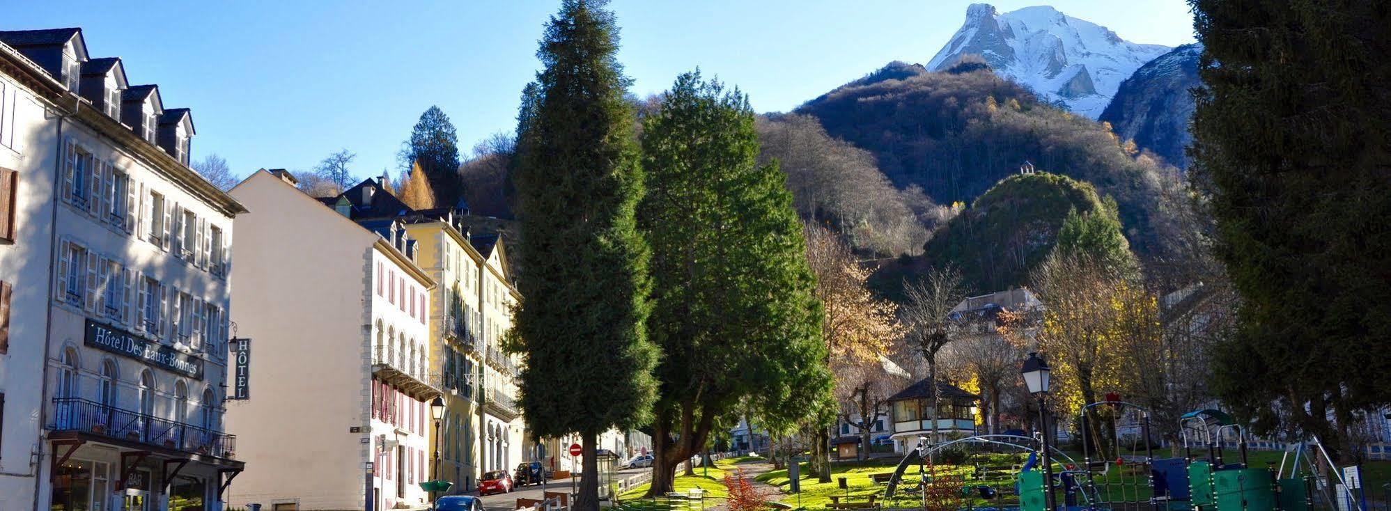 Hotel Des Eaux Bonnes Bagian luar foto